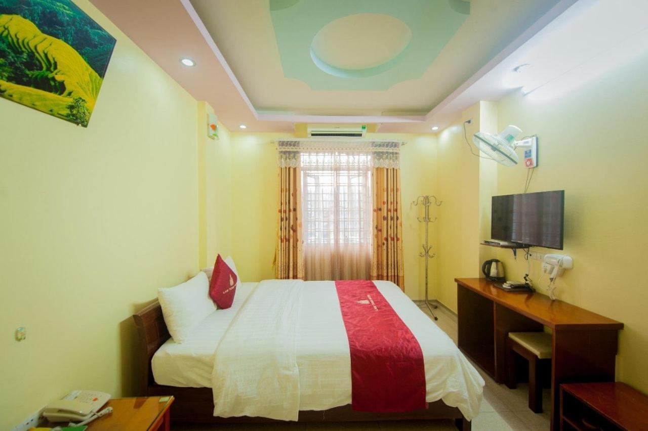 Lam Tung Hotel Dong Van - By Bay Luxury エクステリア 写真