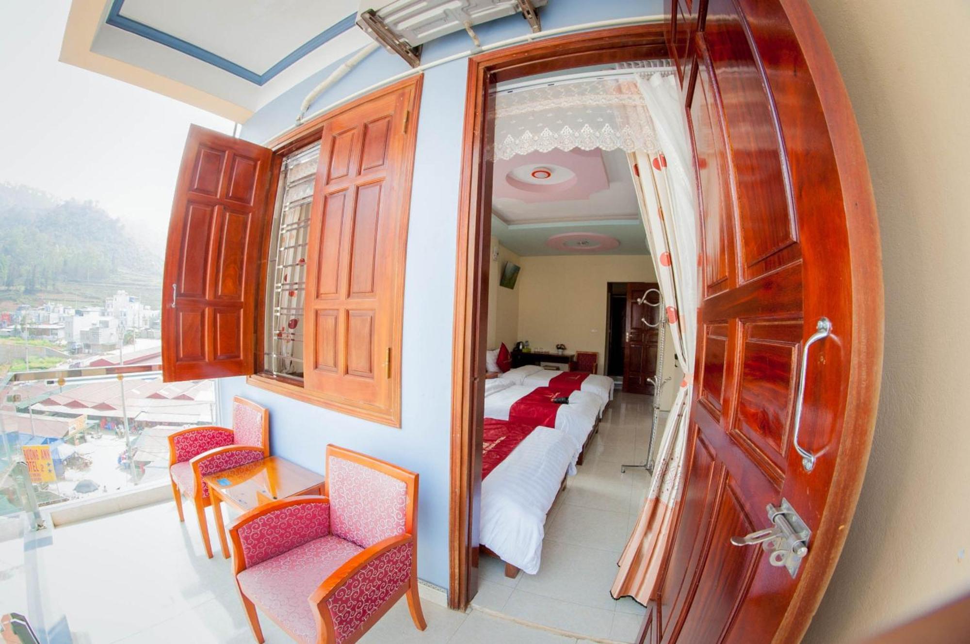 Lam Tung Hotel Dong Van - By Bay Luxury エクステリア 写真