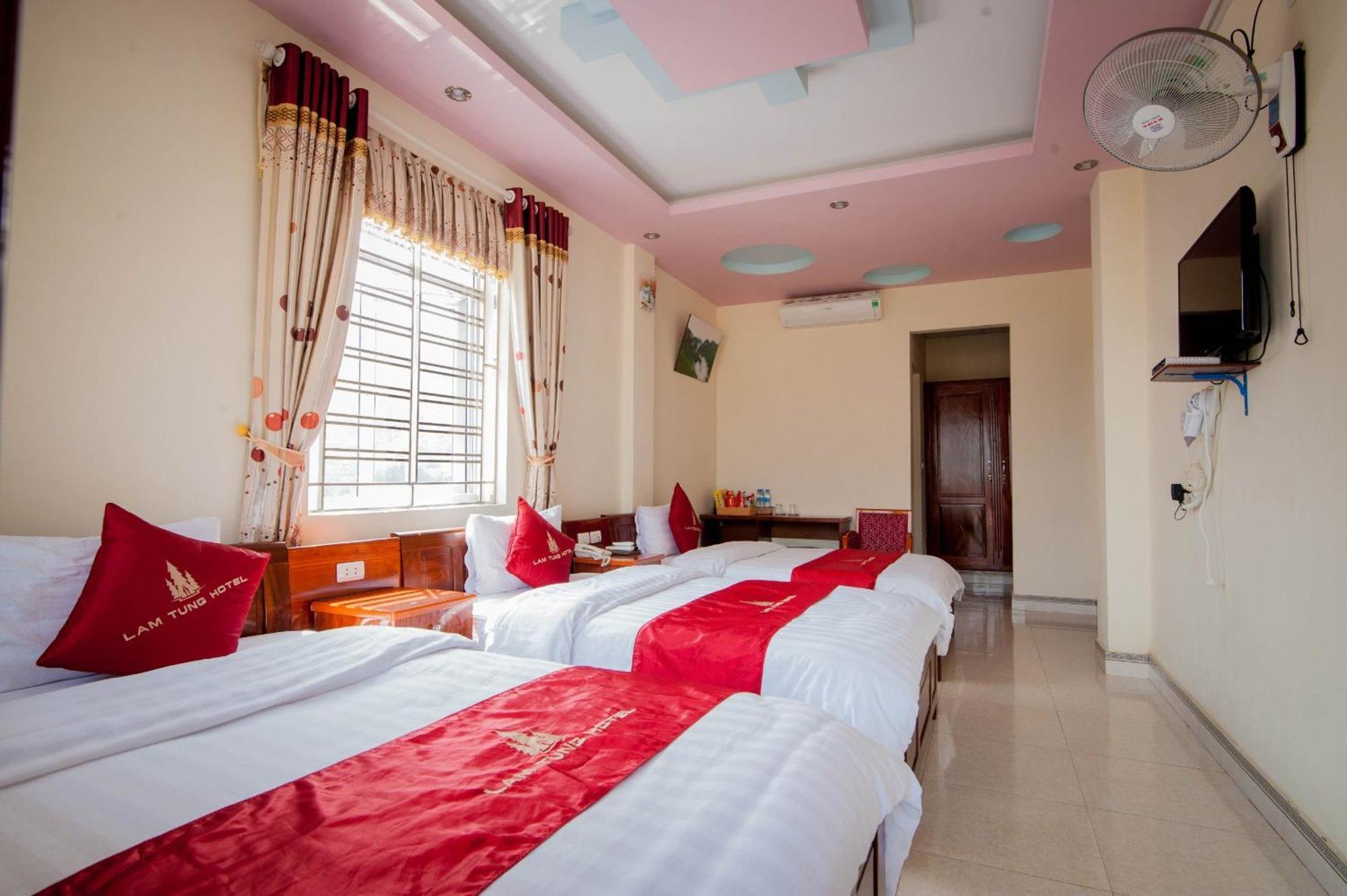 Lam Tung Hotel Dong Van - By Bay Luxury エクステリア 写真